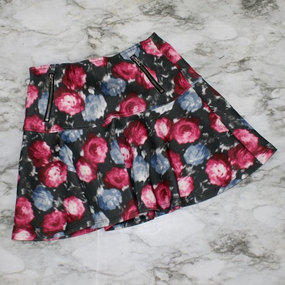 ABERCROMBIE KIDS Skirt Floral Roses Skater Abstract Flowers Pink Colorful Large - Picture 1 of 10